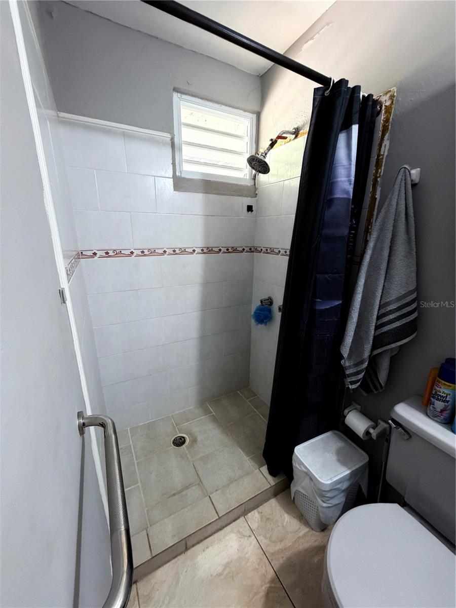BO. QUEBRADA NEGRITO GATEWAY HILLS II SOLAR 8 - Residential