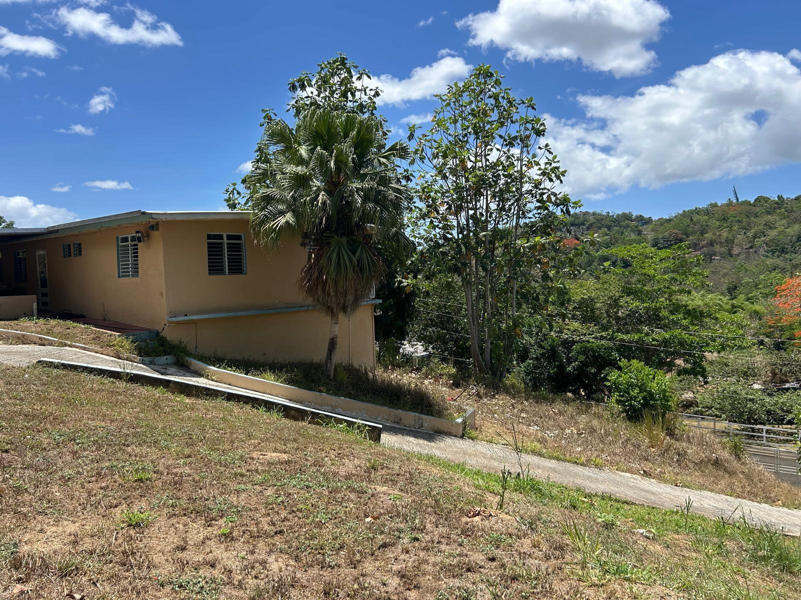 BO. QUEBRADA NEGRITO GATEWAY HILLS II SOLAR 8 - Residential