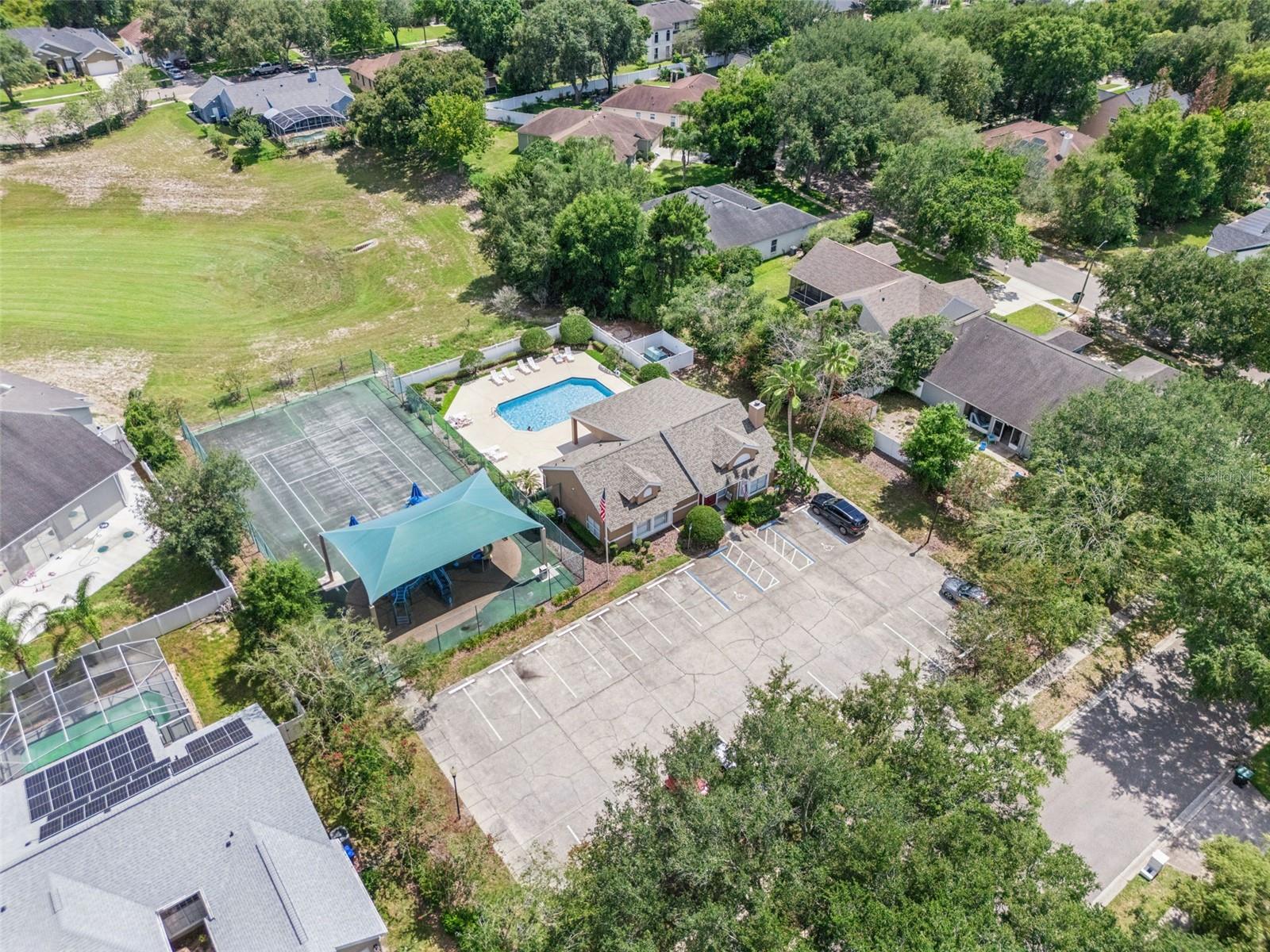 SADDLEBROOK - Residential