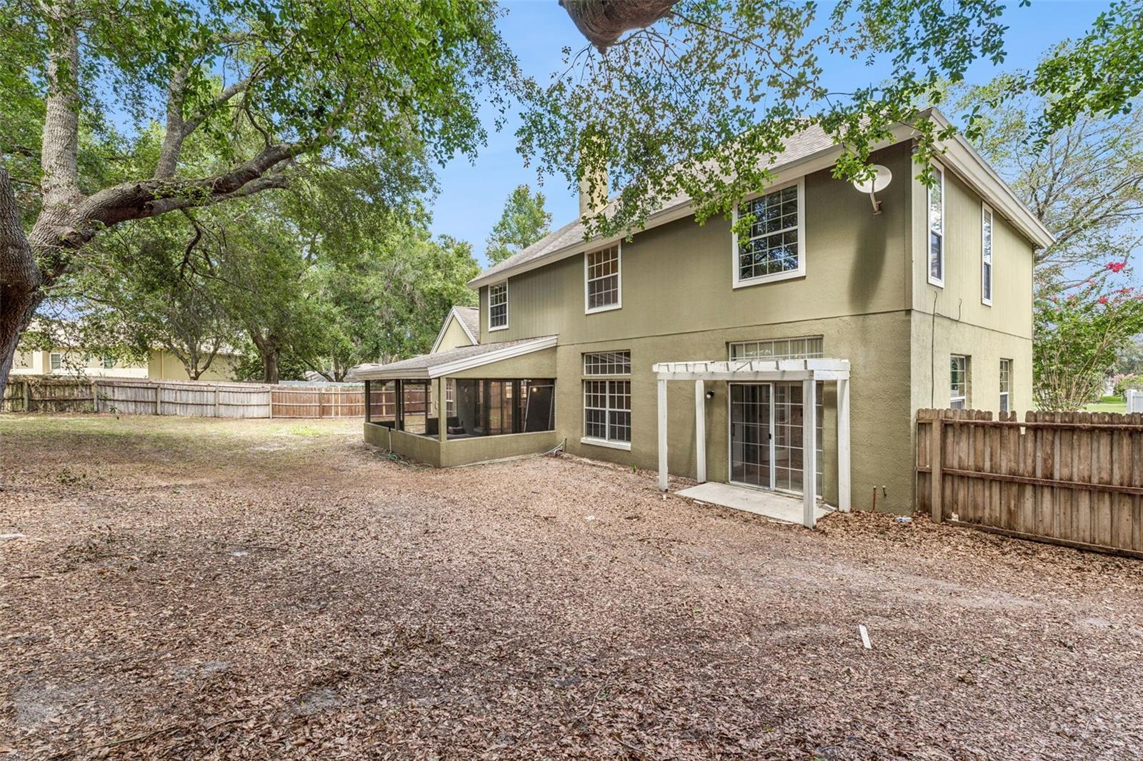 SADDLEBROOK - Residential