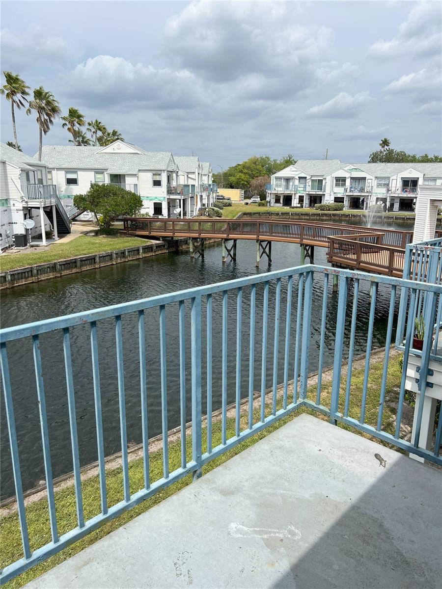 DOCKSIDE CONDO - Residential Lease