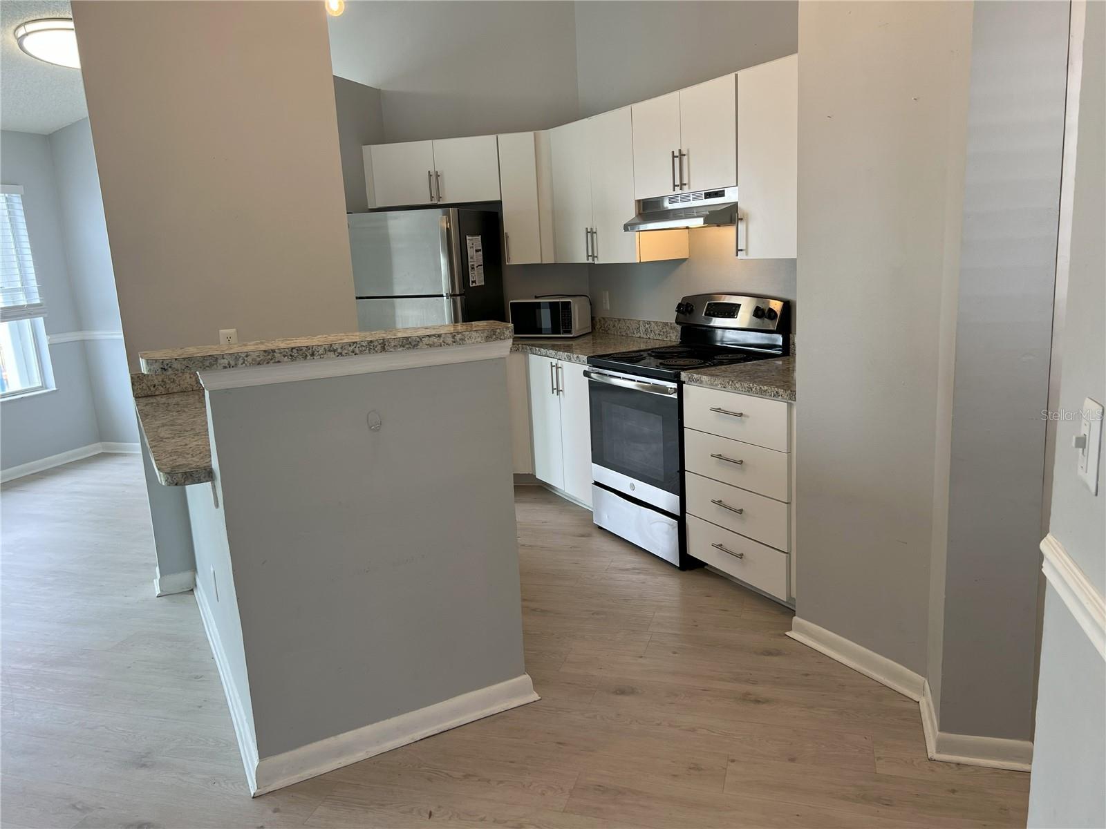 DOCKSIDE CONDO - Residential Lease