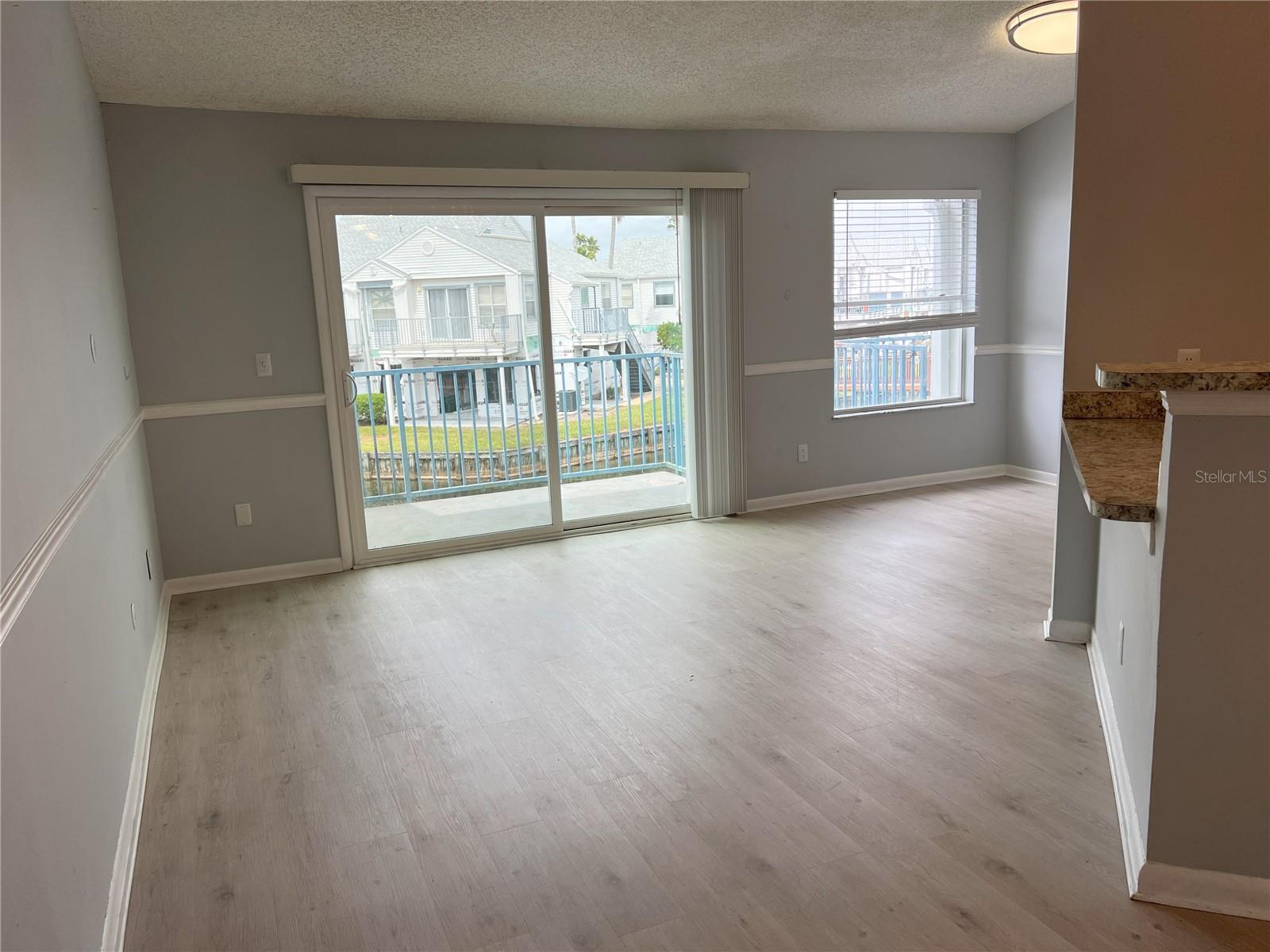 DOCKSIDE CONDO - Residential Lease