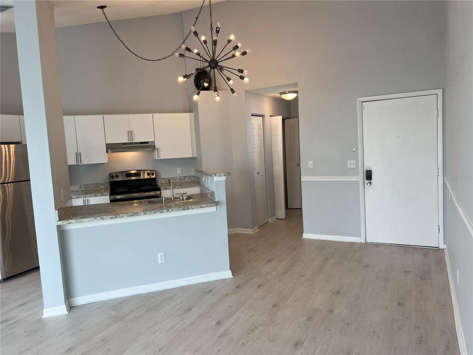 DOCKSIDE CONDO - Residential Lease