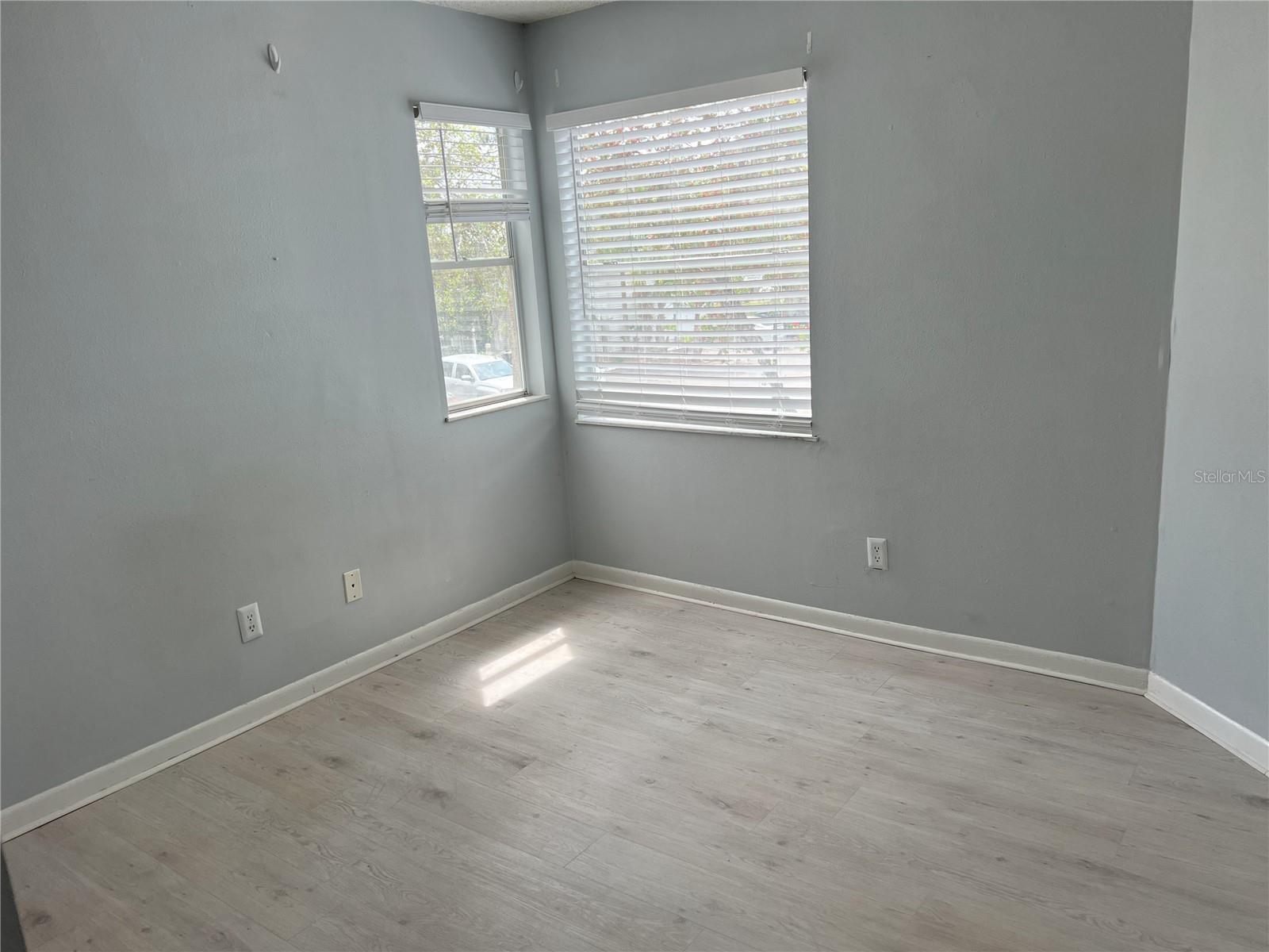 DOCKSIDE CONDO - Residential Lease