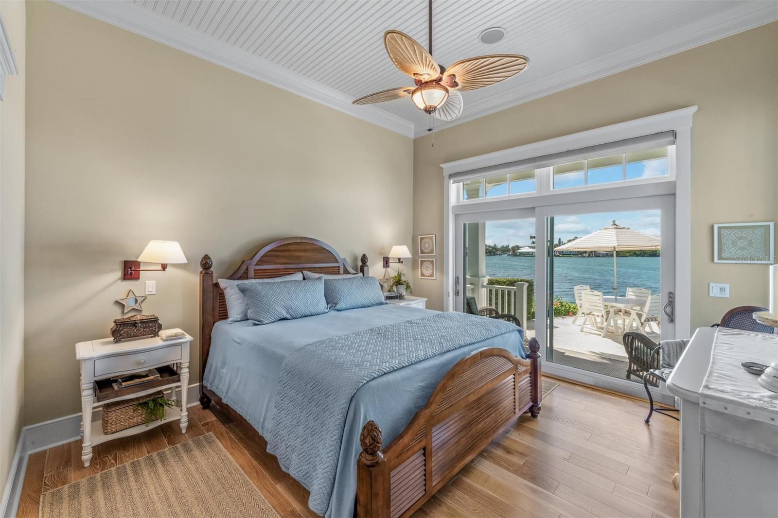 NORTH POINT HARBOUR UNIT THREE - Residential