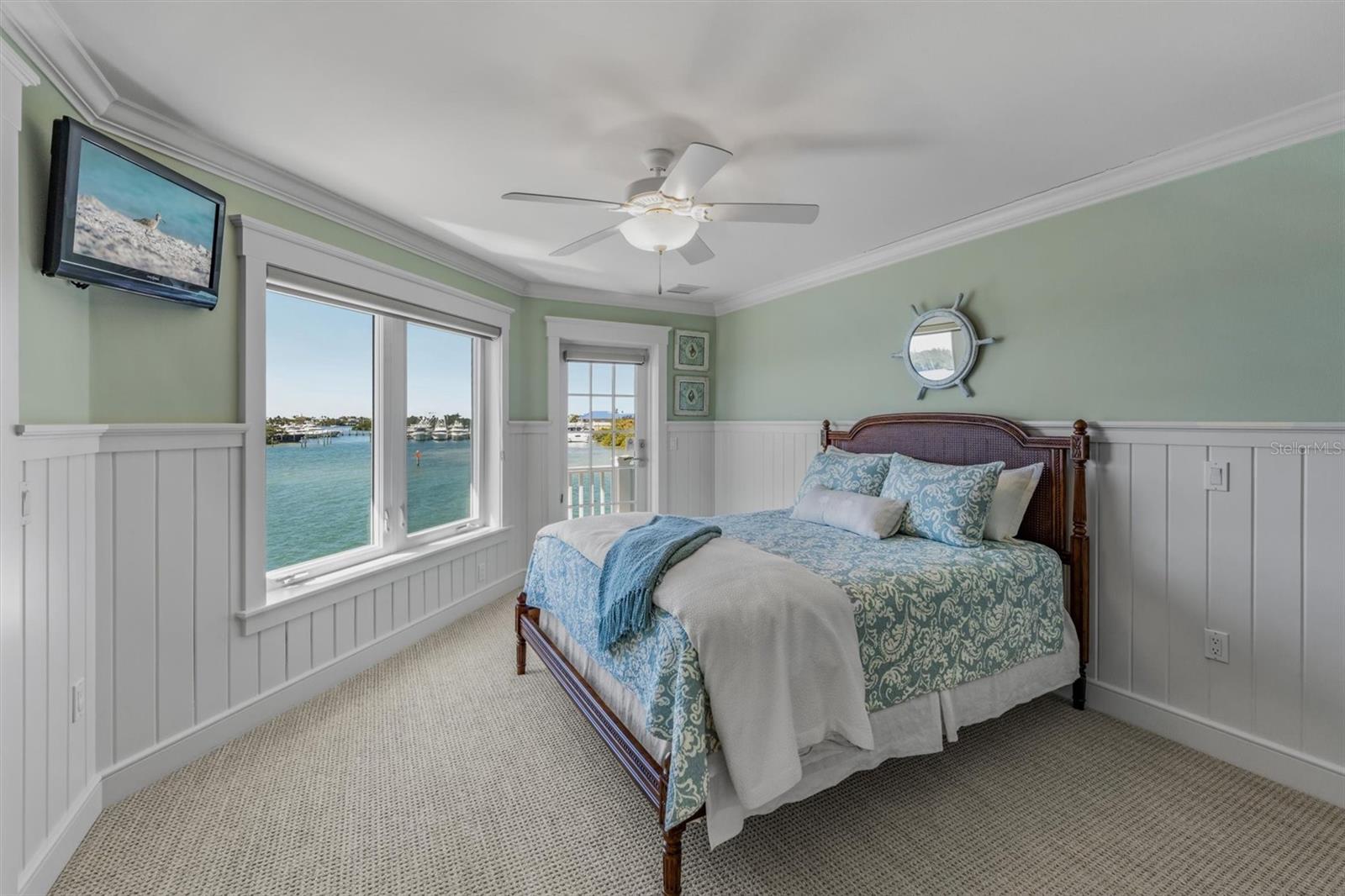 NORTH POINT HARBOUR UNIT THREE - Residential