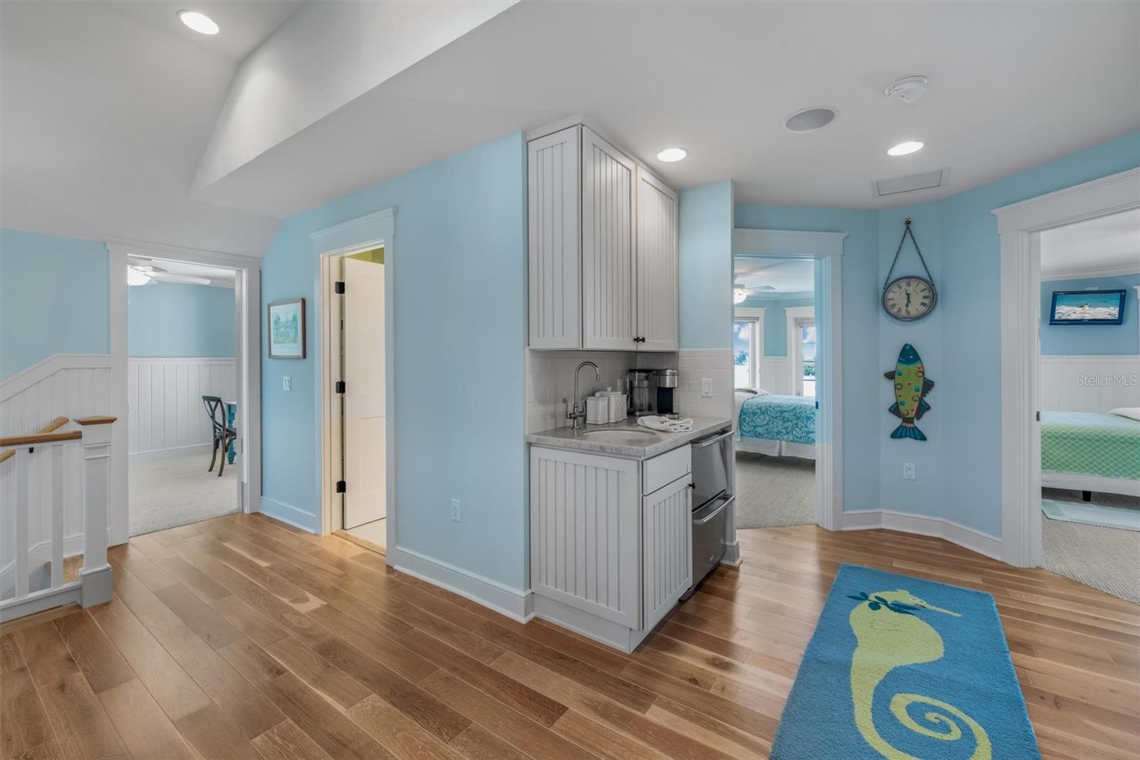 NORTH POINT HARBOUR UNIT THREE - Residential
