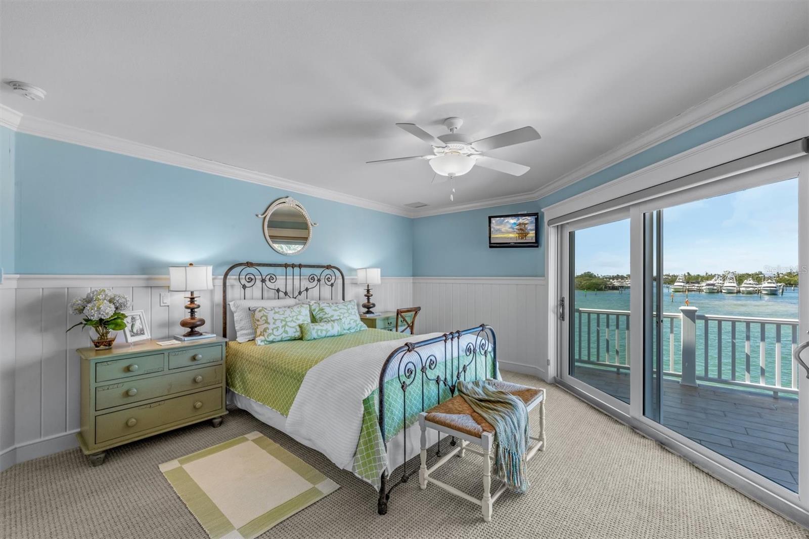 NORTH POINT HARBOUR UNIT THREE - Residential