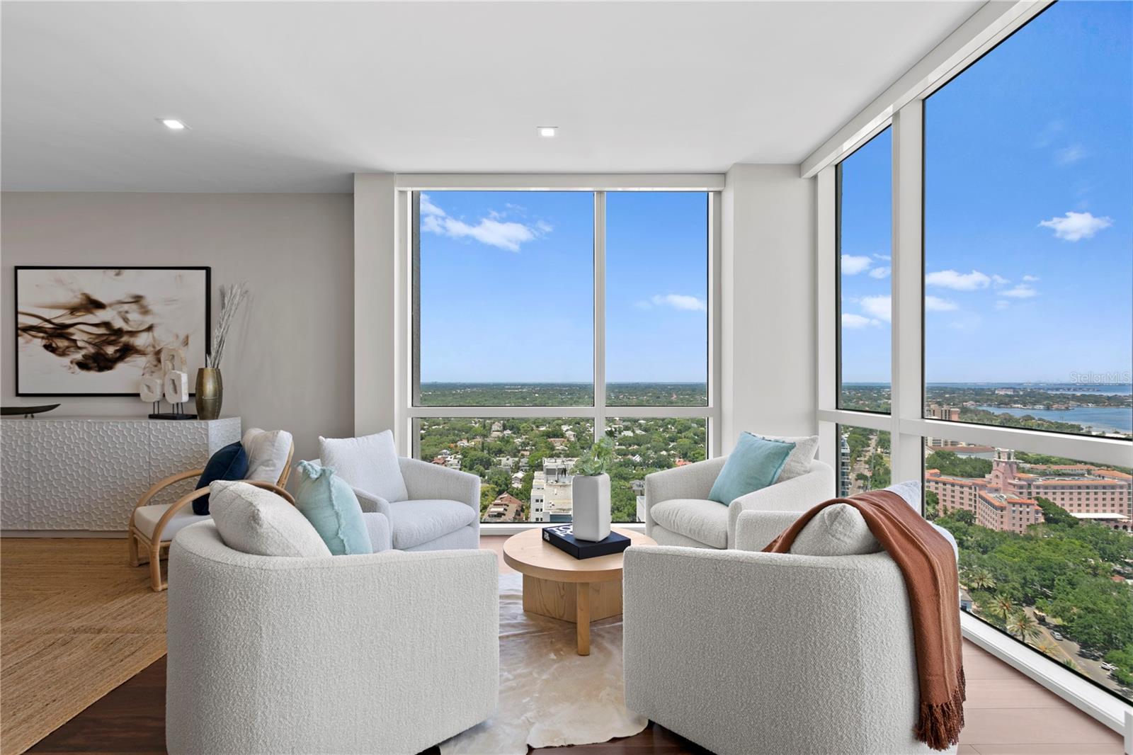 PARKSHORE PLAZA CONDO - Residential