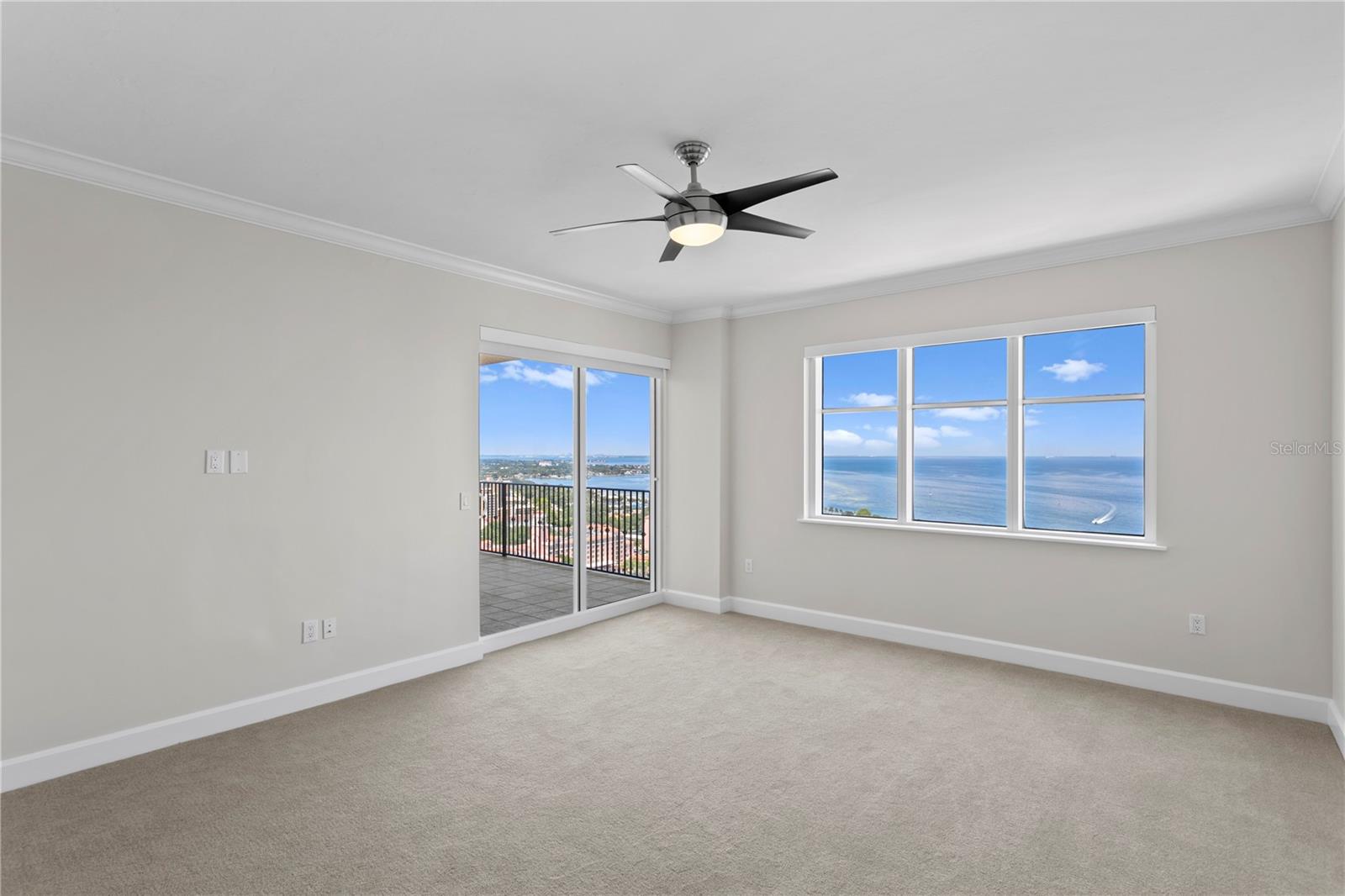 PARKSHORE PLAZA CONDO - Residential