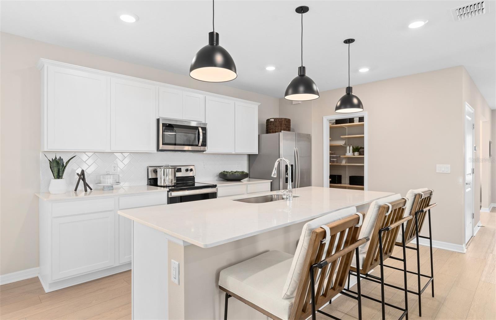 LAKEHAVEN ESTATES - Residential