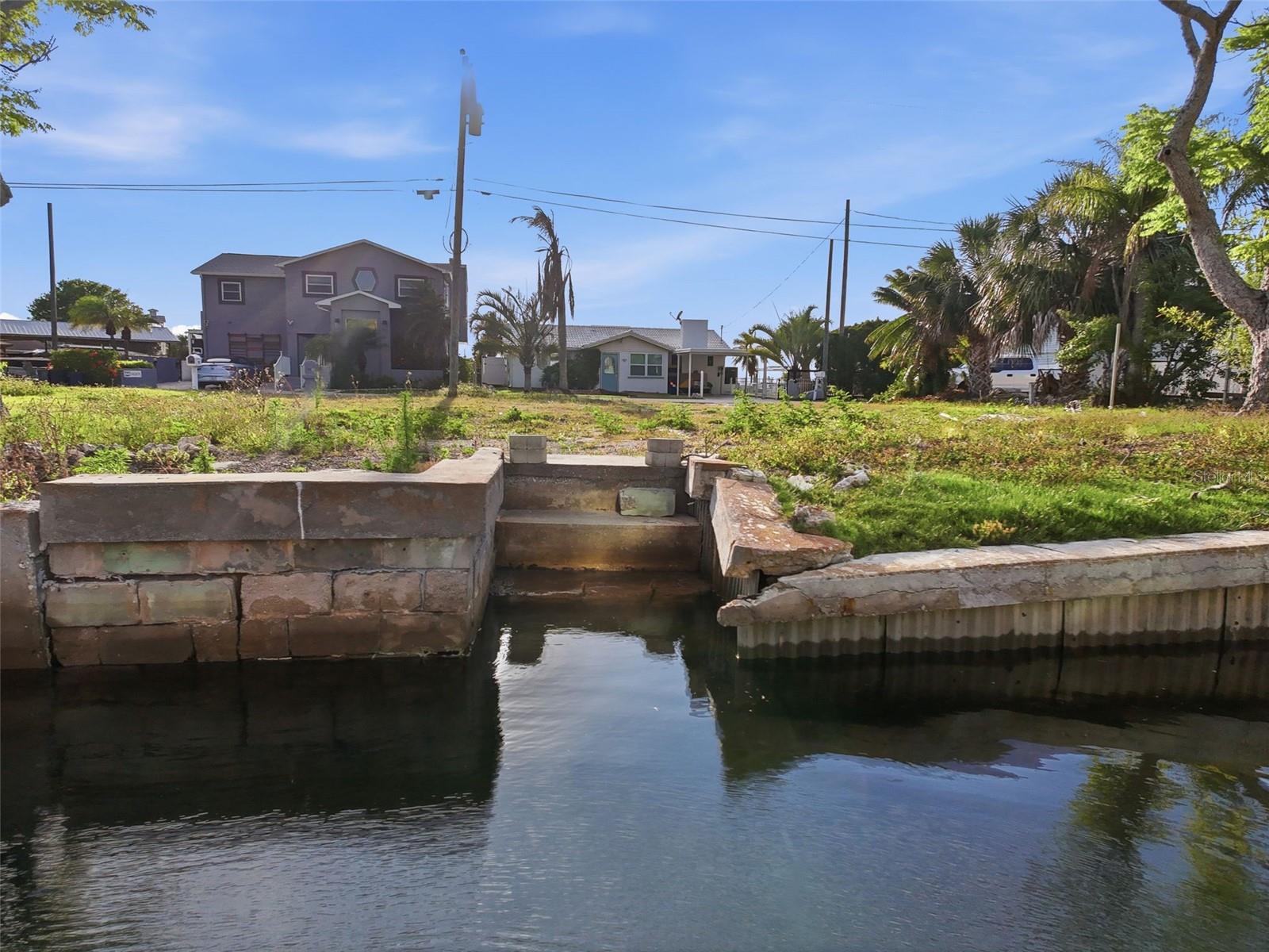 GULF SHORES - Land