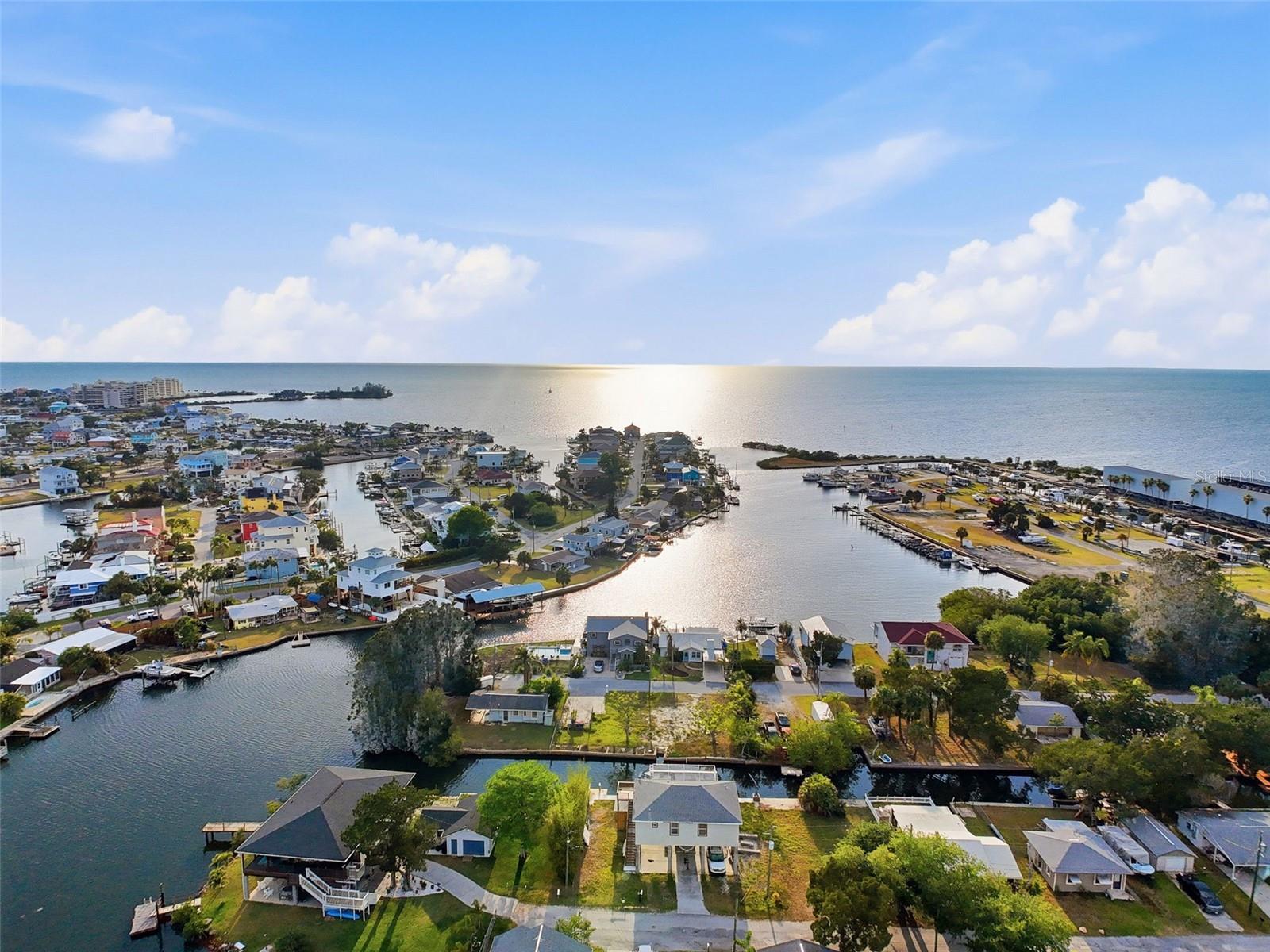 GULF SHORES - Land
