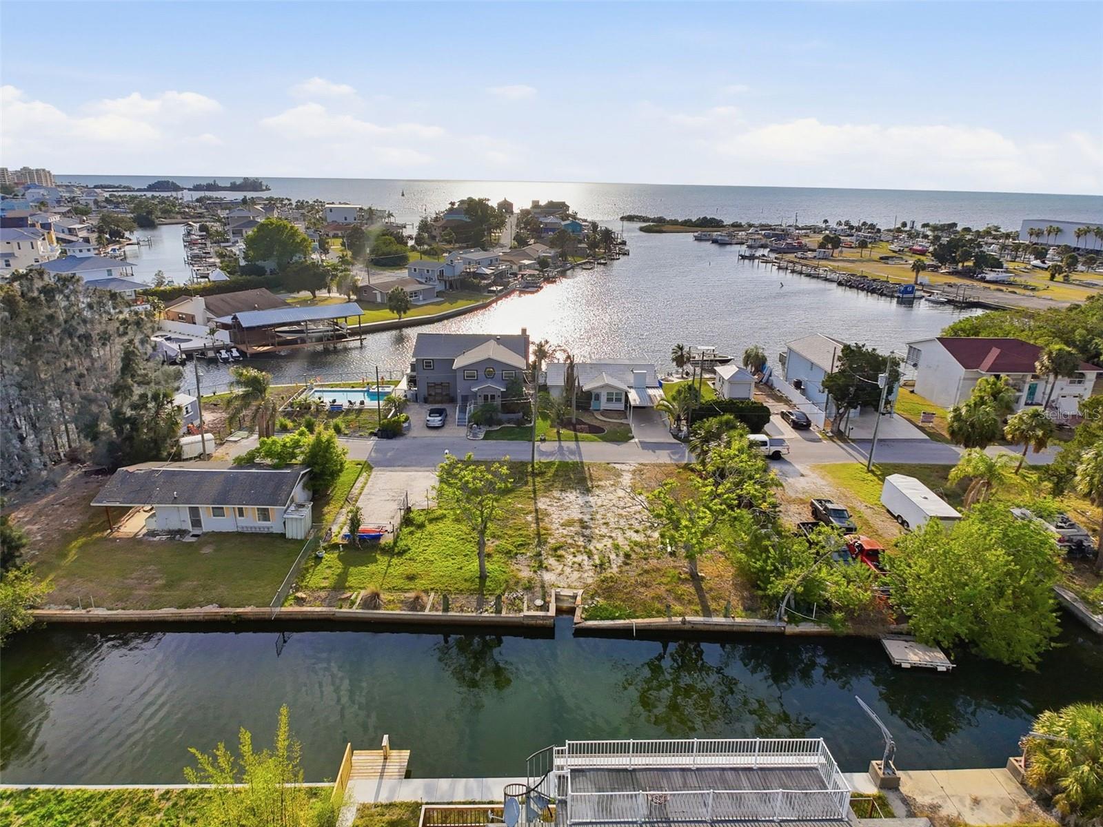 GULF SHORES - Land