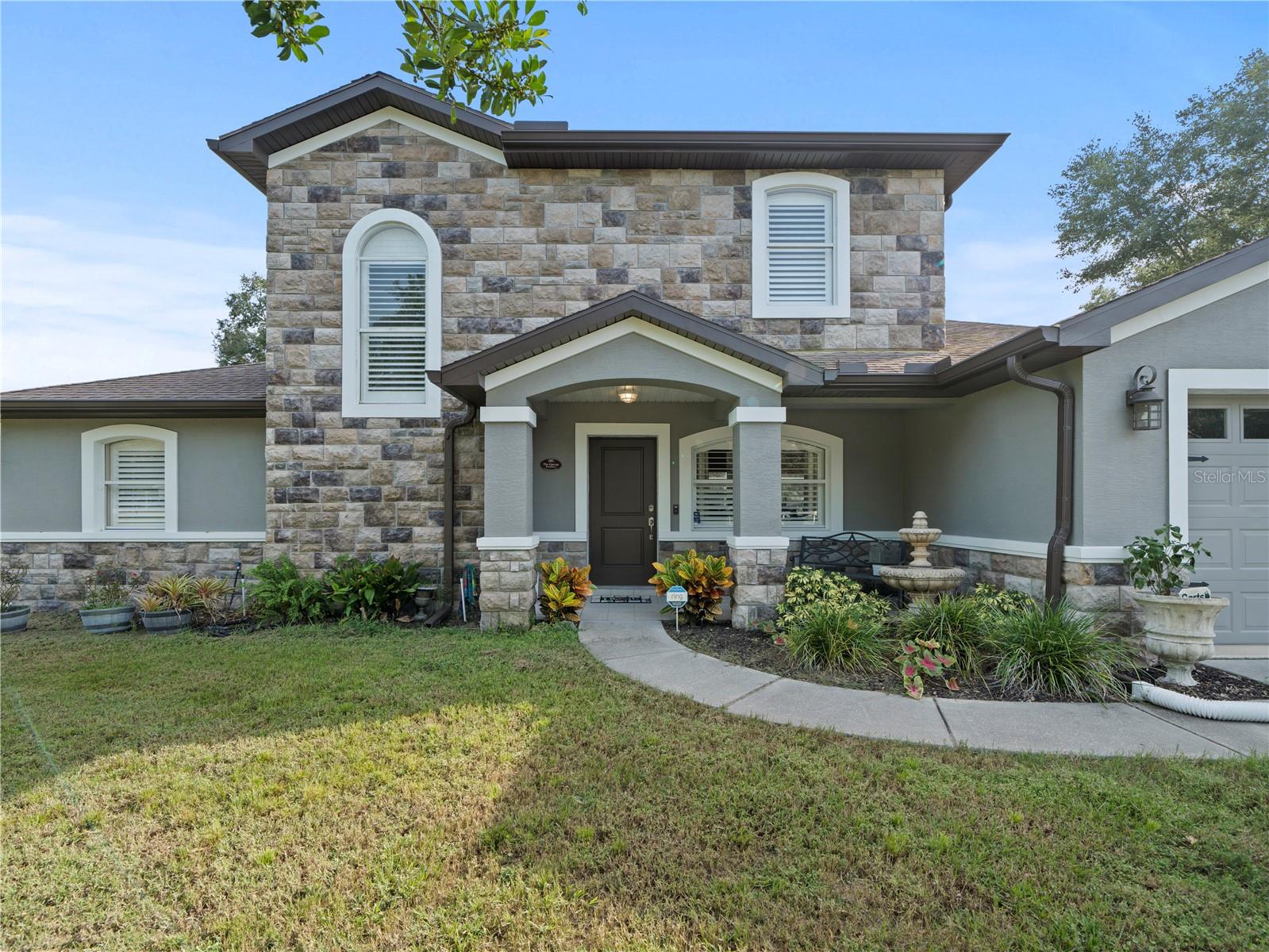 THE HIGHLANDS - Residential
