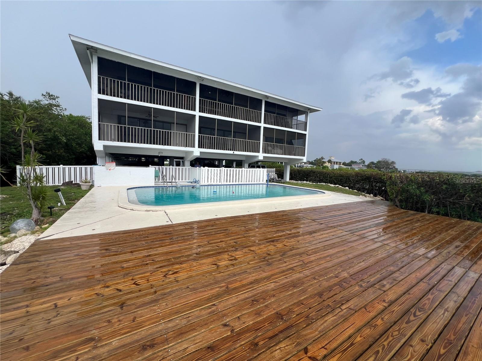 MANATEE MOORINGS CONDO - Residential