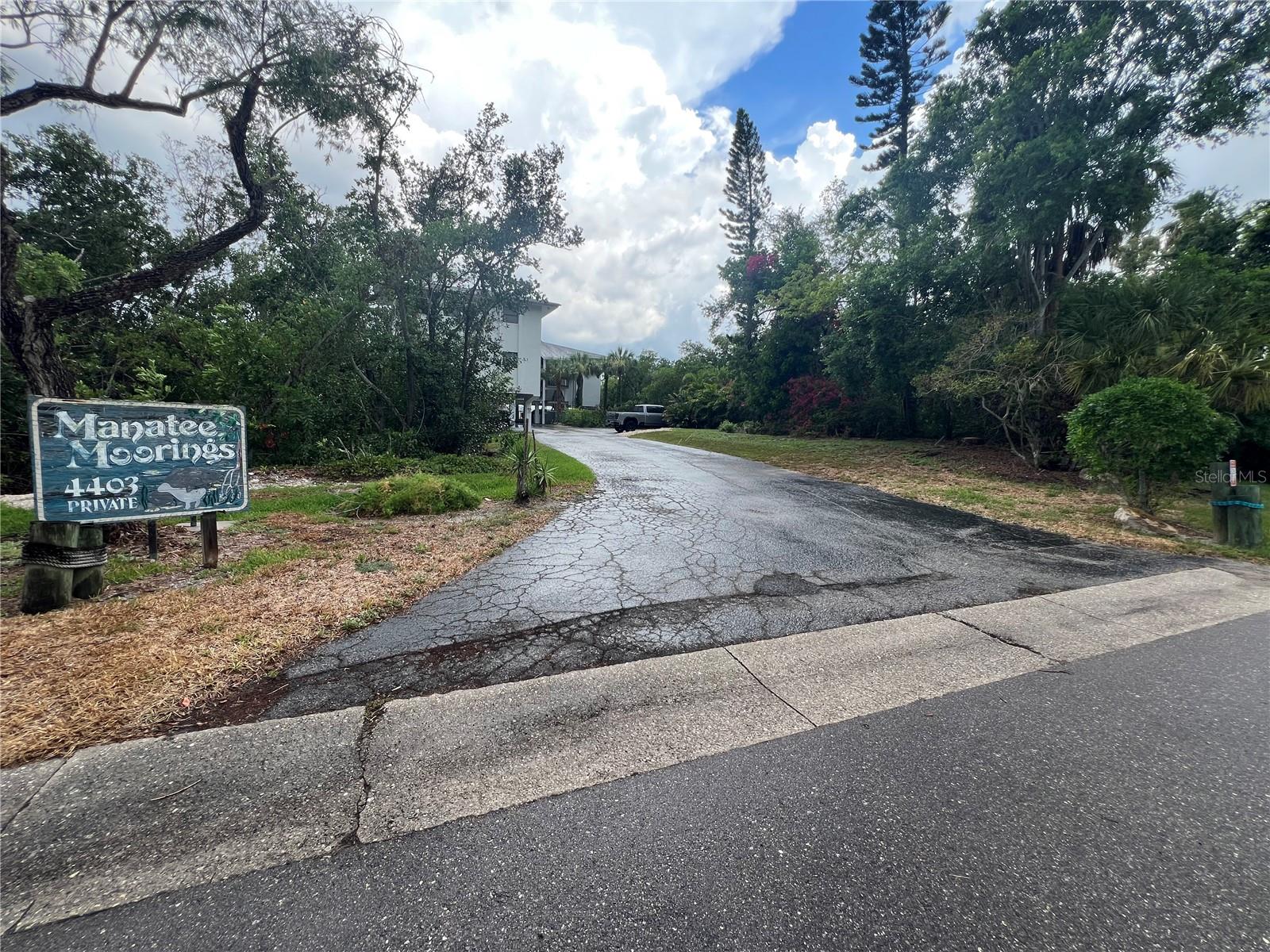 MANATEE MOORINGS CONDO - Residential