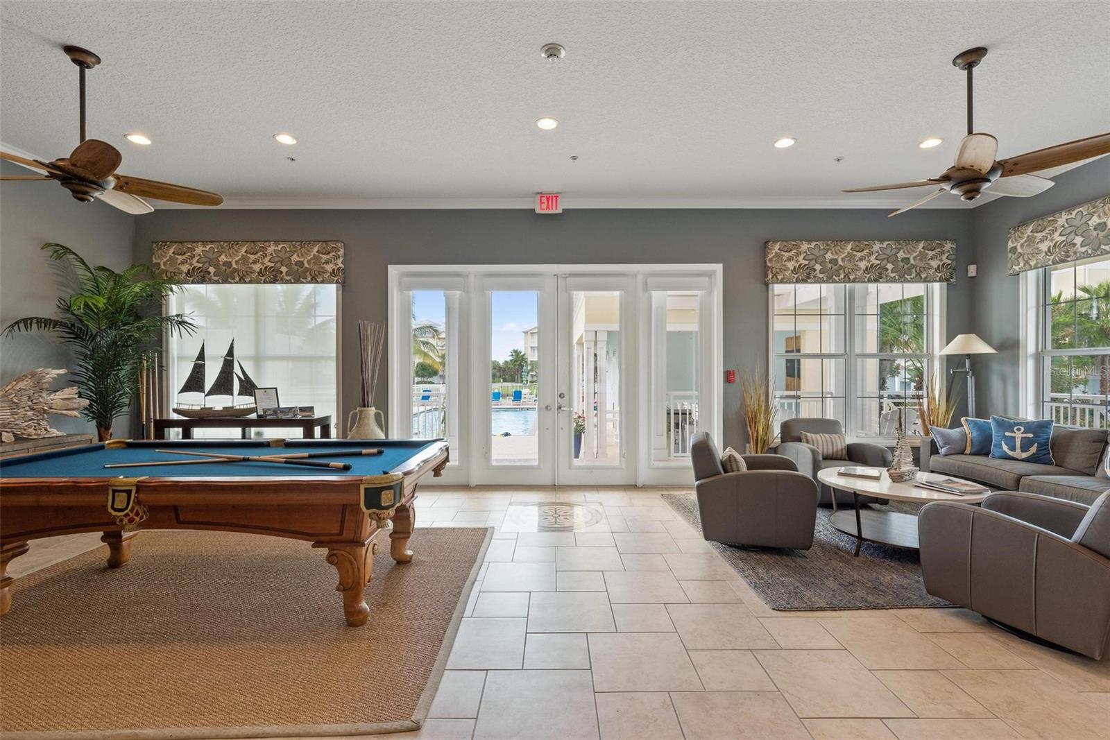 PALMA SOLA BAY CLUB - Residential
