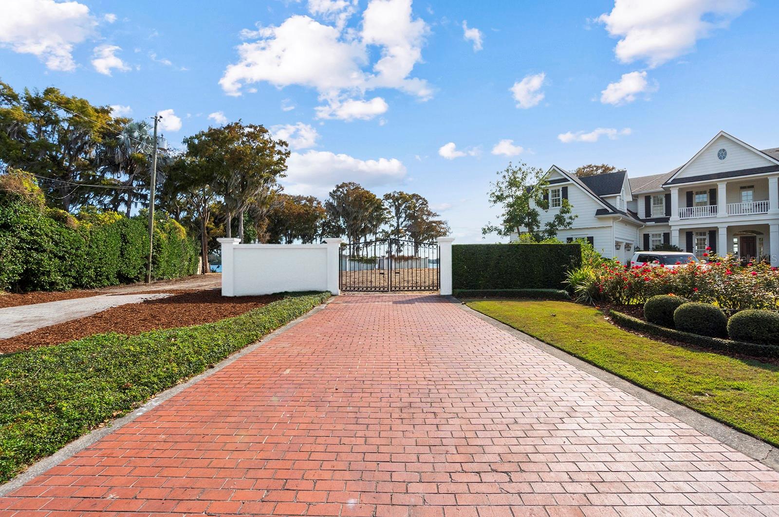 HOLLIEANNA SHORES 1ST ADD - Land