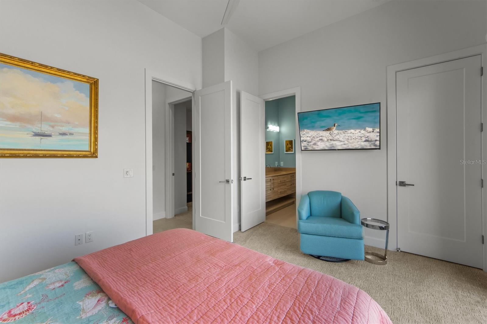 NORTH POINT HARBOUR UNIT THREE - Residential