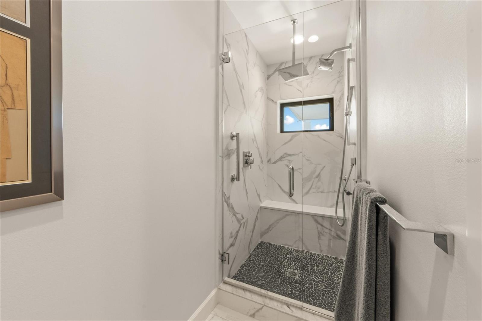 NORTH POINT HARBOUR UNIT THREE - Residential