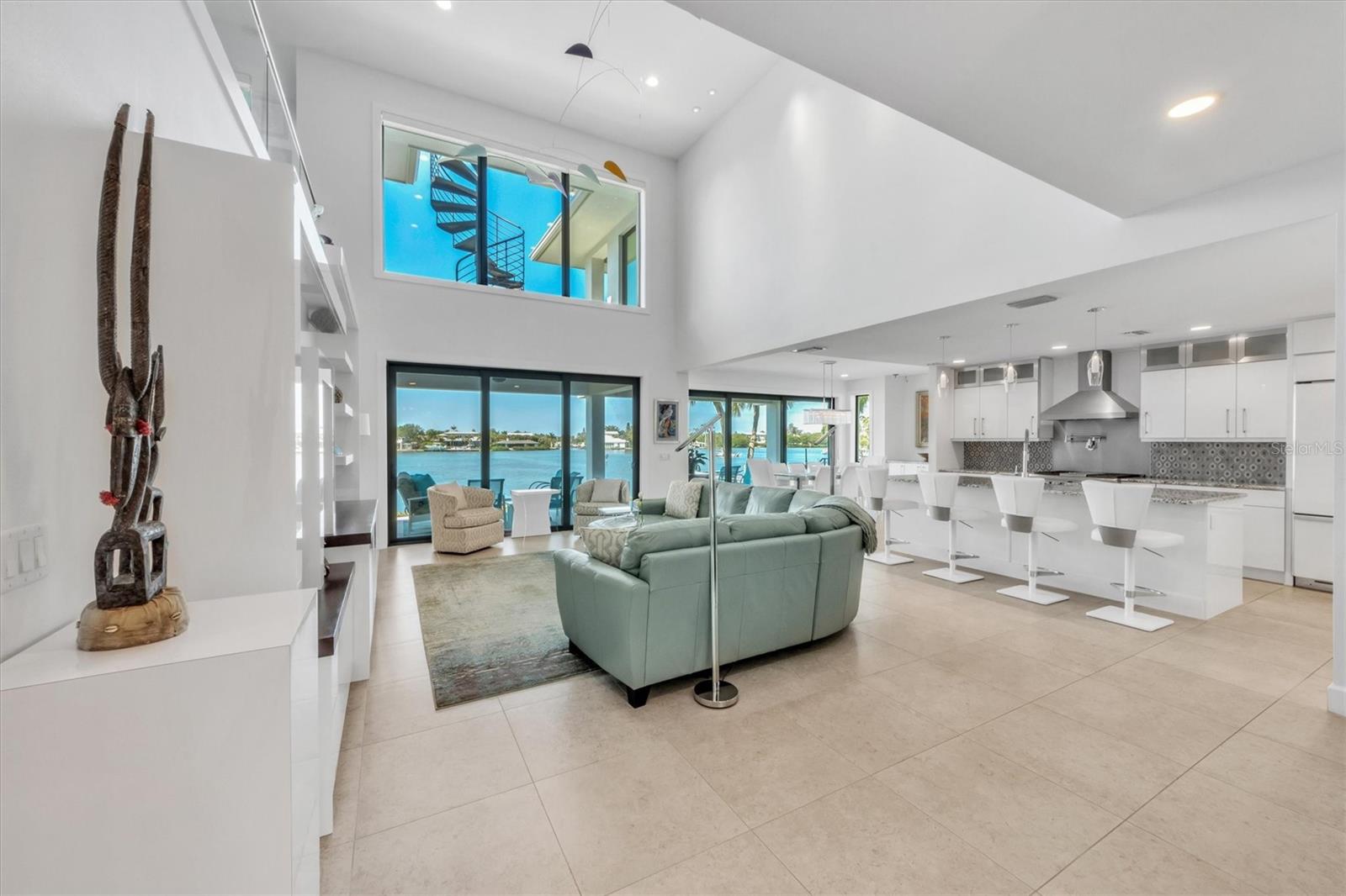 NORTH POINT HARBOUR UNIT THREE - Residential