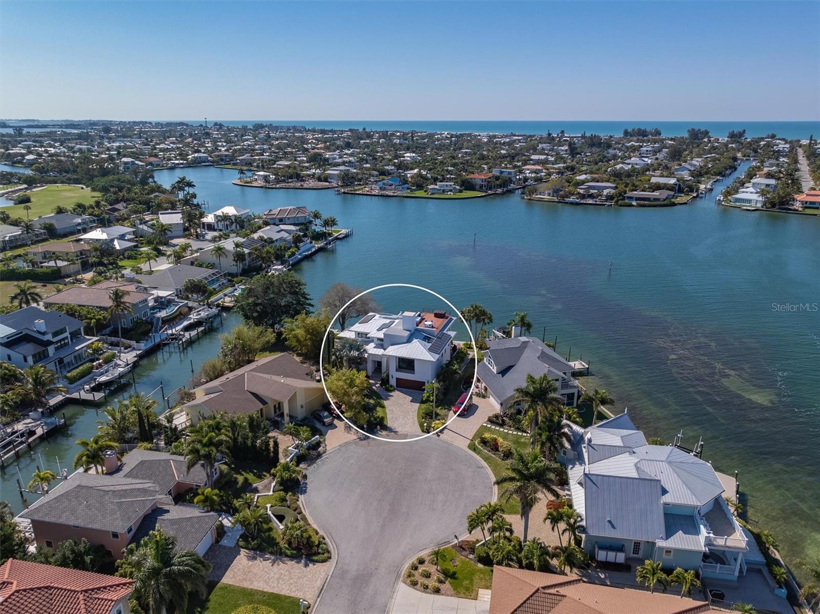 NORTH POINT HARBOUR UNIT THREE - Residential