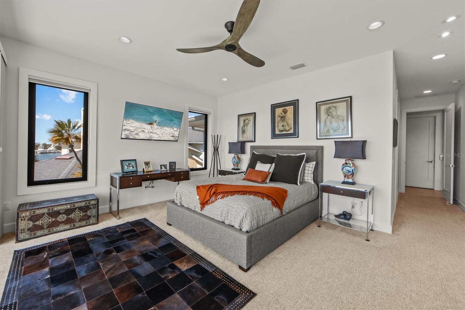 NORTH POINT HARBOUR UNIT THREE - Residential