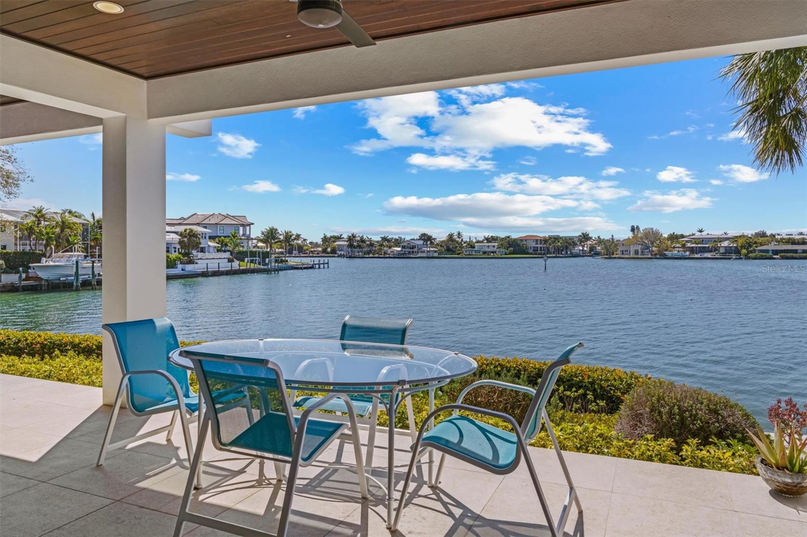 NORTH POINT HARBOUR UNIT THREE - Residential