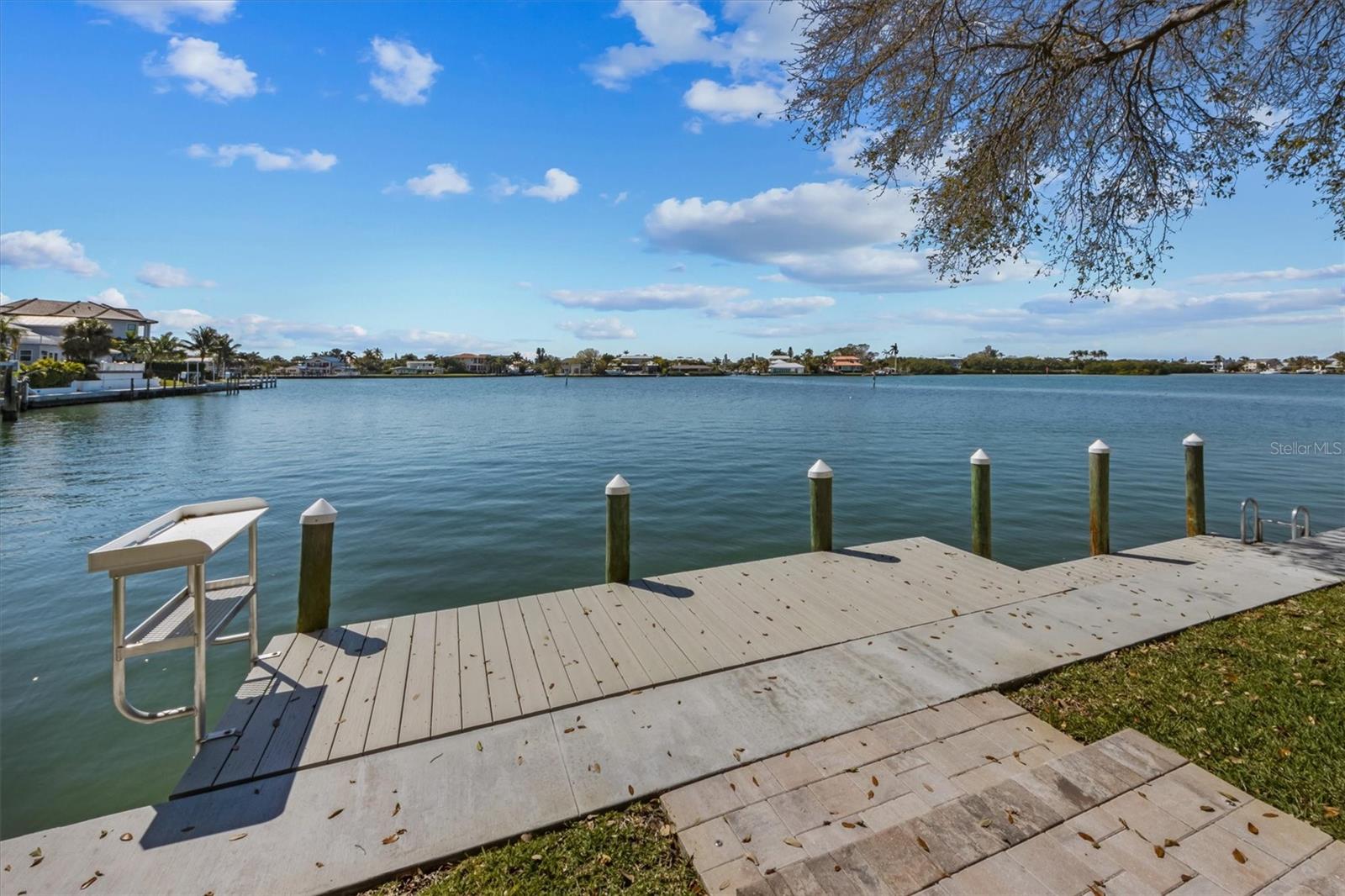 NORTH POINT HARBOUR UNIT THREE - Residential
