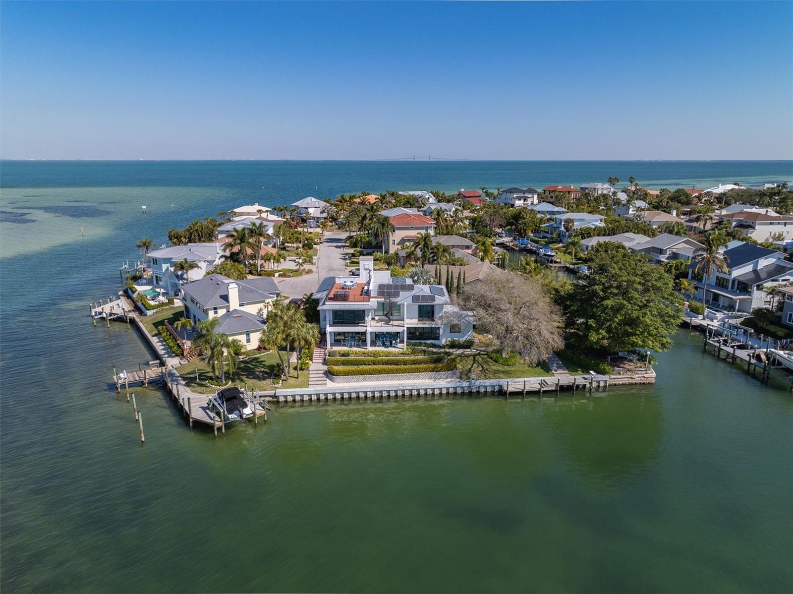 NORTH POINT HARBOUR UNIT THREE - Residential