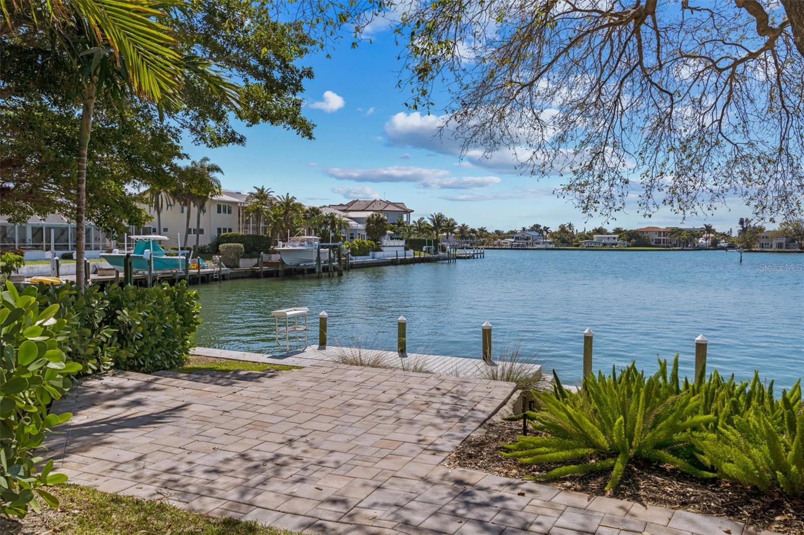NORTH POINT HARBOUR UNIT THREE - Residential