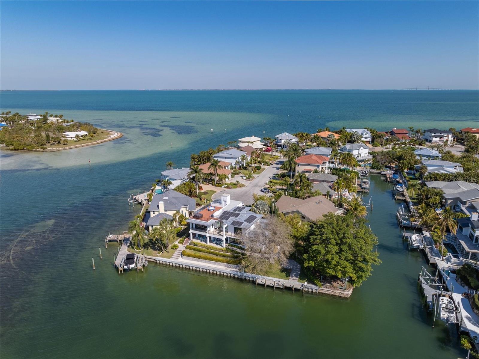 NORTH POINT HARBOUR UNIT THREE - Residential