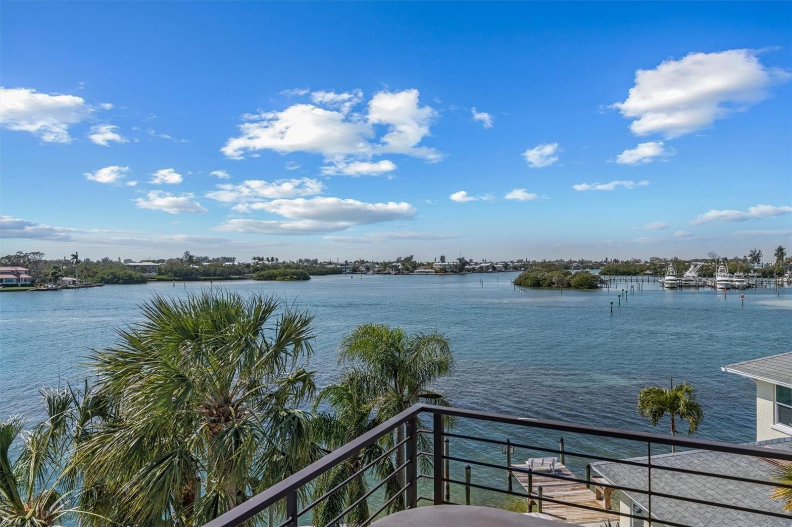 NORTH POINT HARBOUR UNIT THREE - Residential