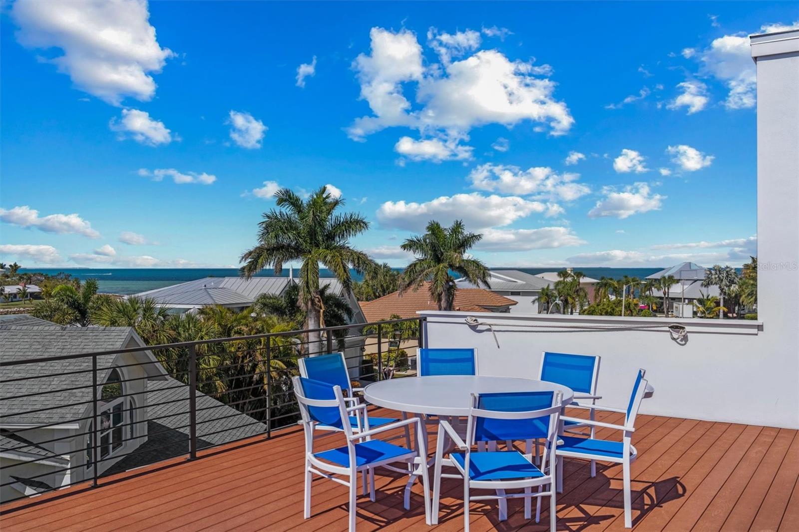 NORTH POINT HARBOUR UNIT THREE - Residential