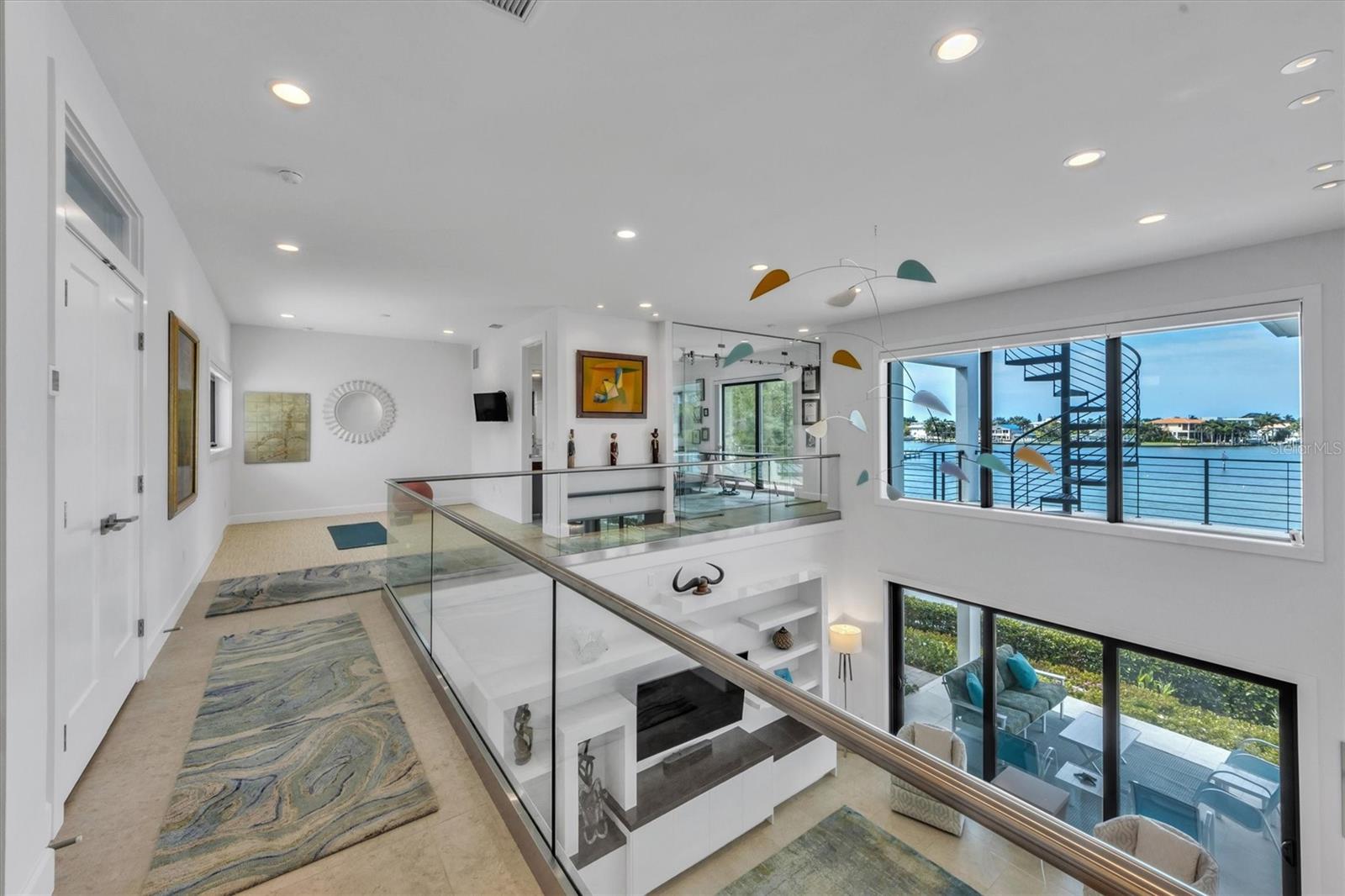 NORTH POINT HARBOUR UNIT THREE - Residential