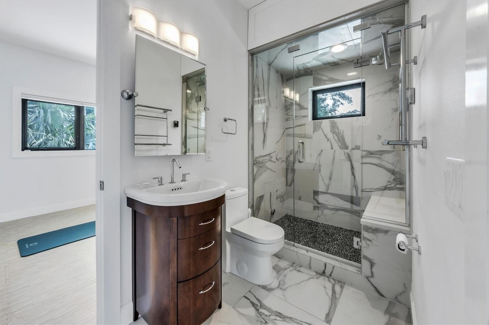 NORTH POINT HARBOUR UNIT THREE - Residential