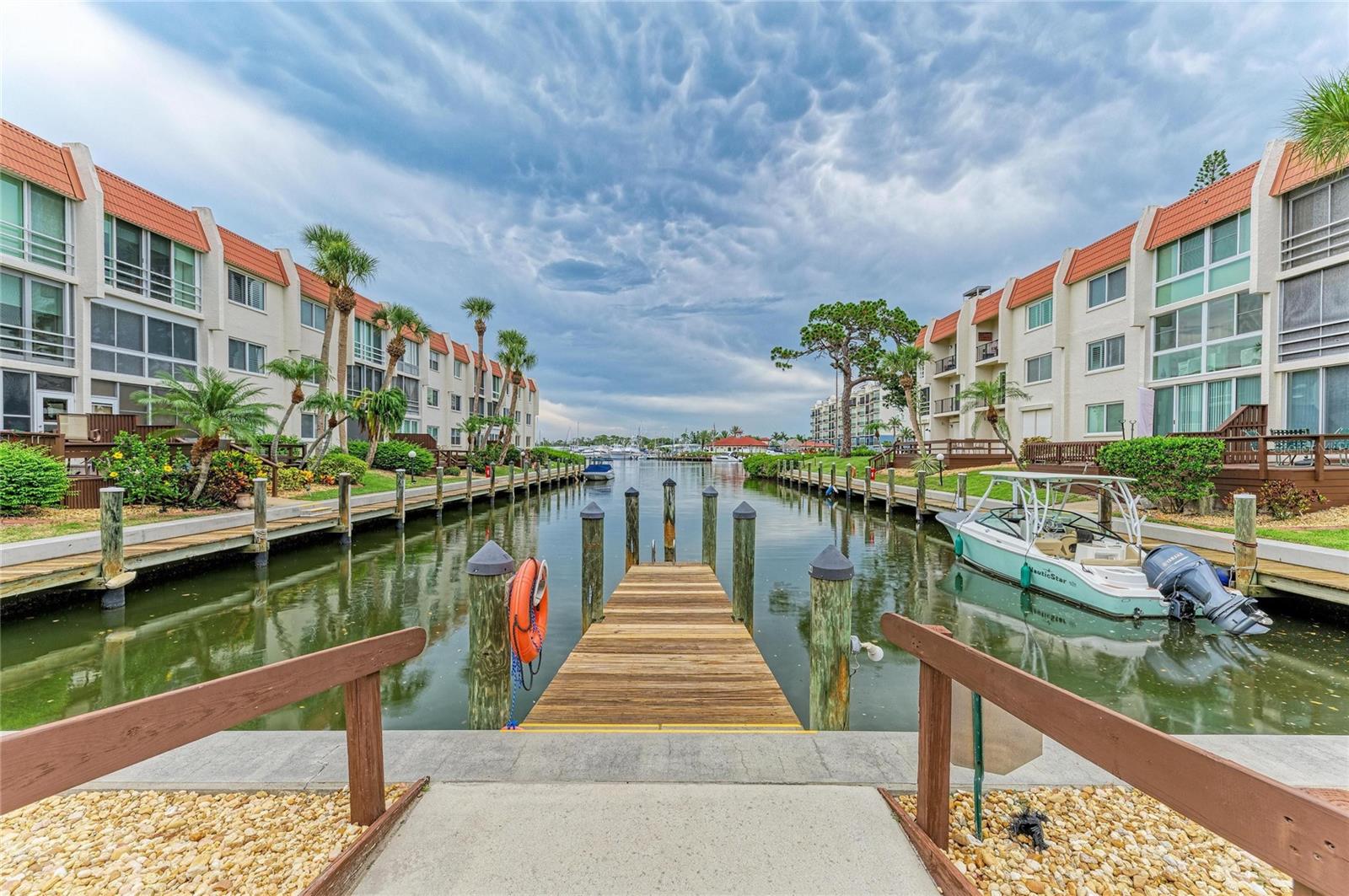 BELLA COSTA II - Residential