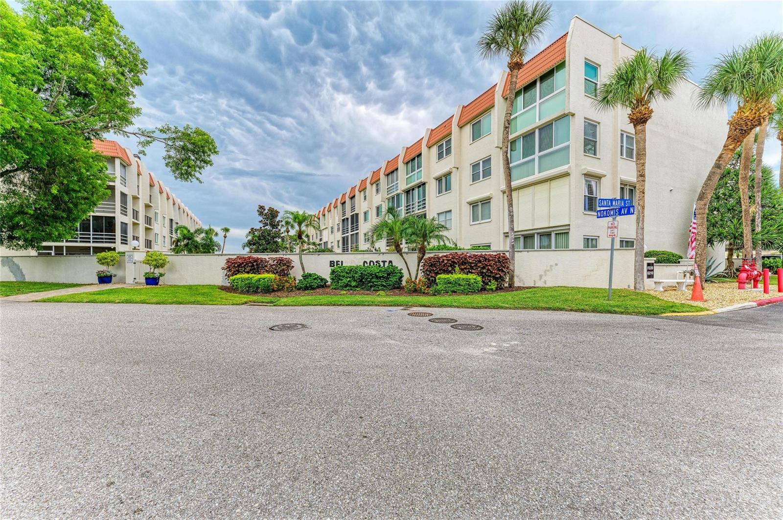 BELLA COSTA II - Residential