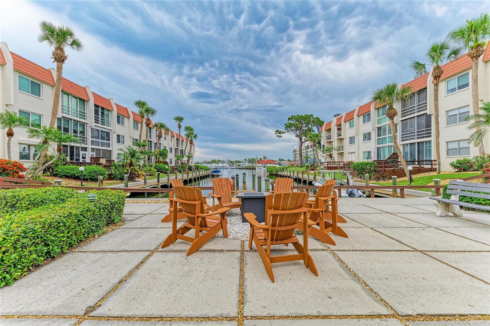 BELLA COSTA II - Residential