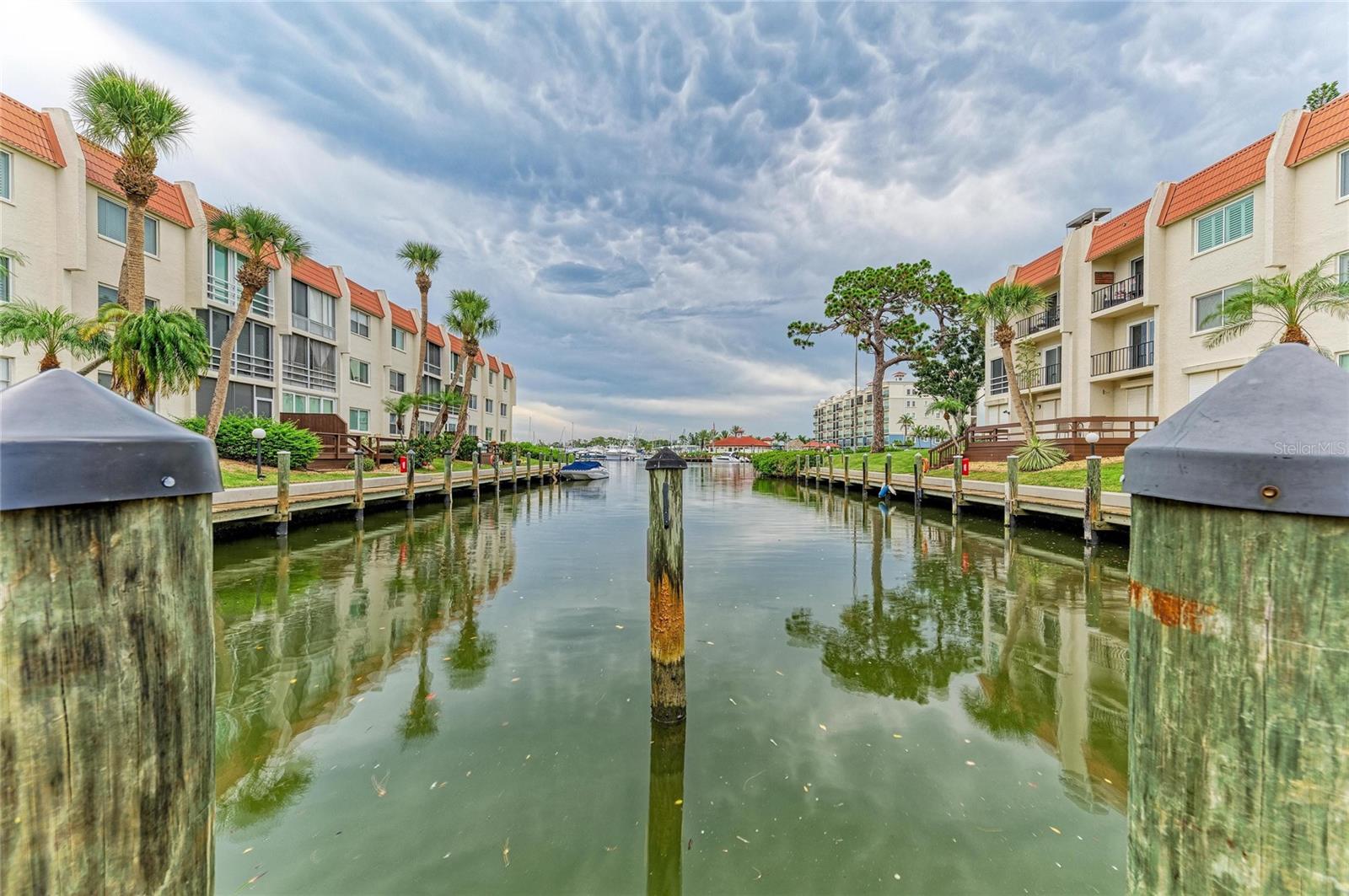 BELLA COSTA II - Residential