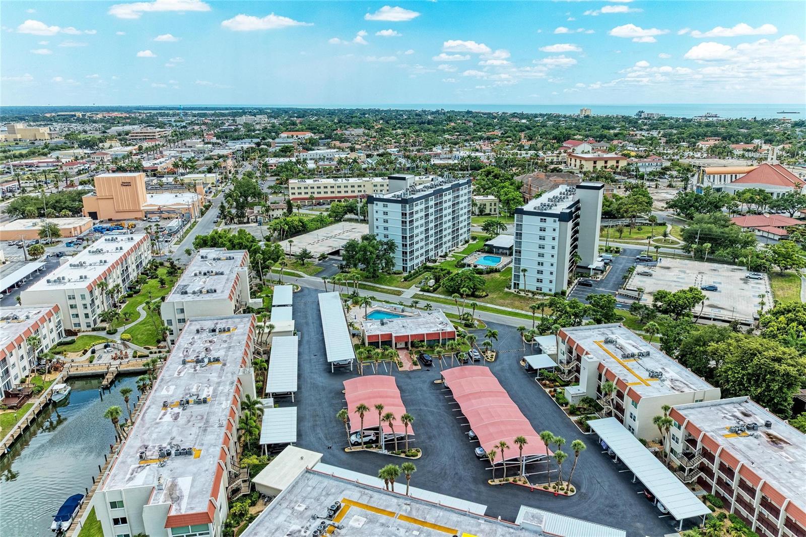 BELLA COSTA II - Residential