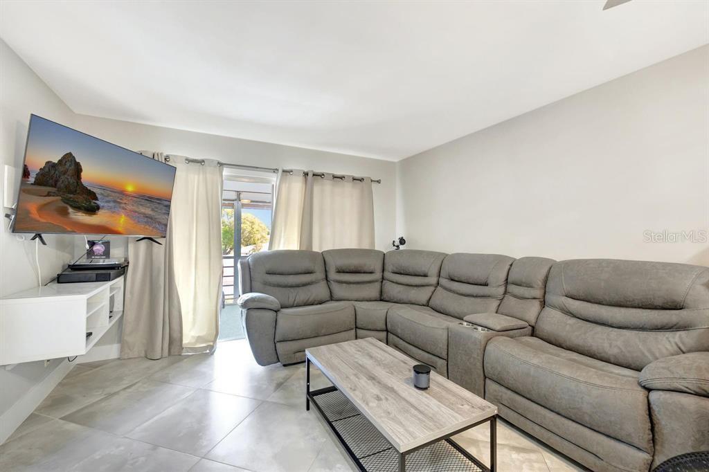 CORAL SPRING GARDENS EAST CONDO - Residential