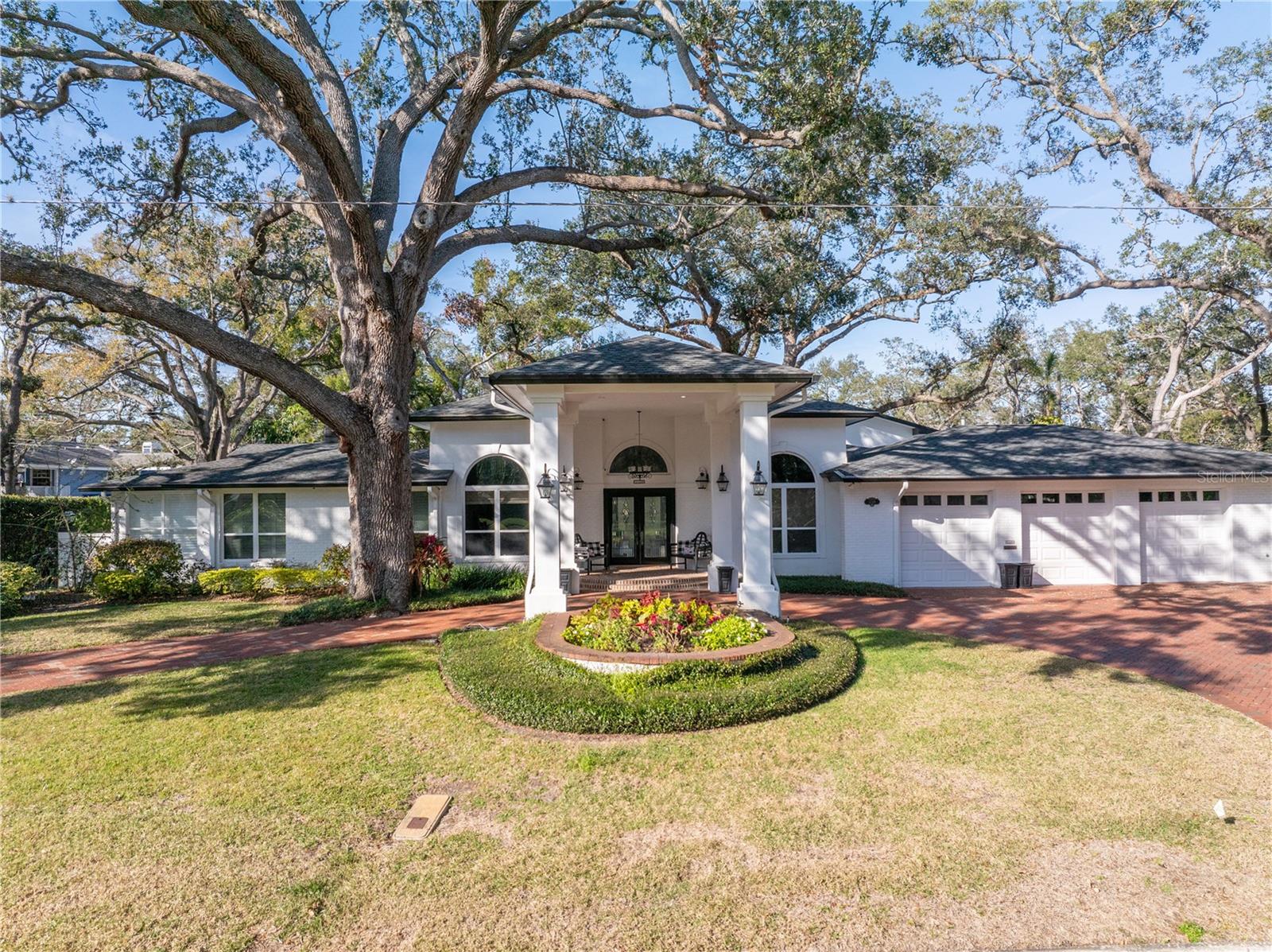 MONTICELLO PARK - Residential