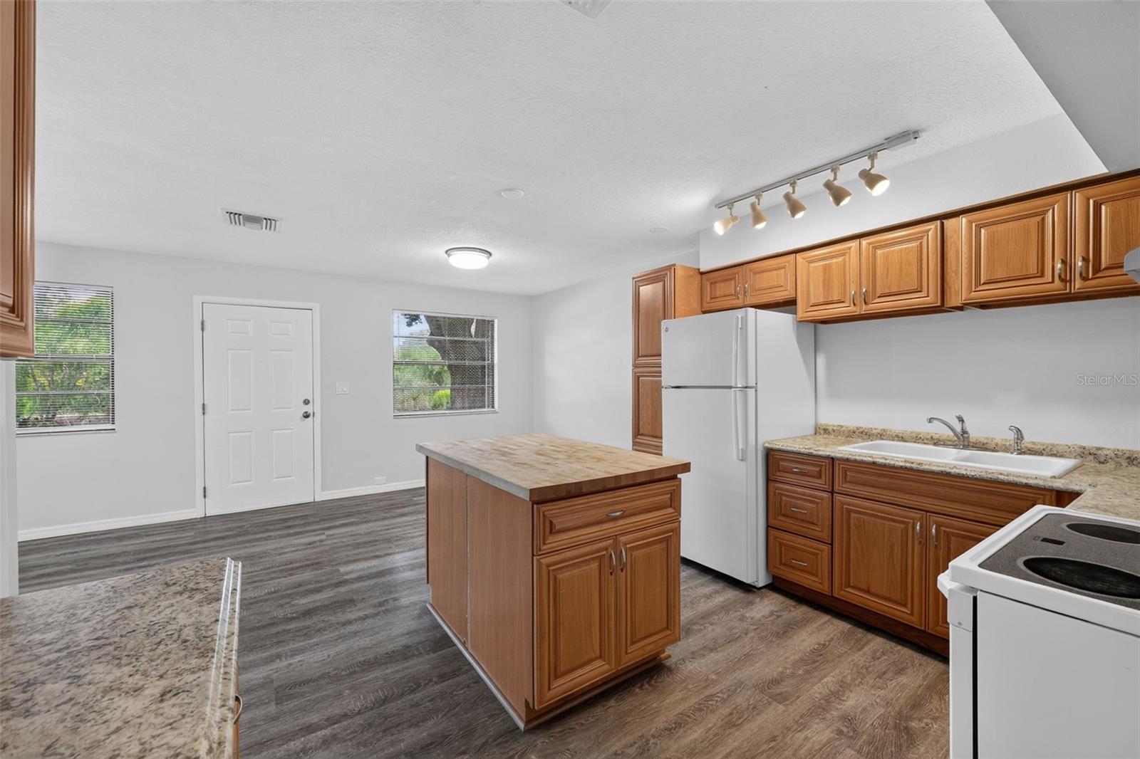 BARRINGER - Residential Income
