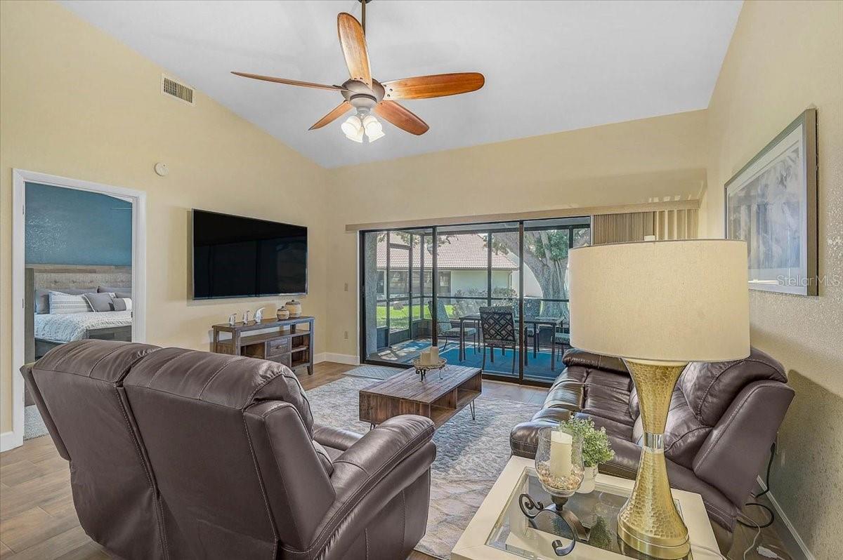 JACARANDA C C VILLAS - Residential