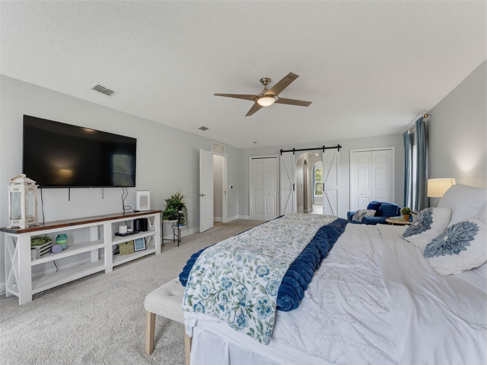 ROYAL HIGHLANDS - Residential