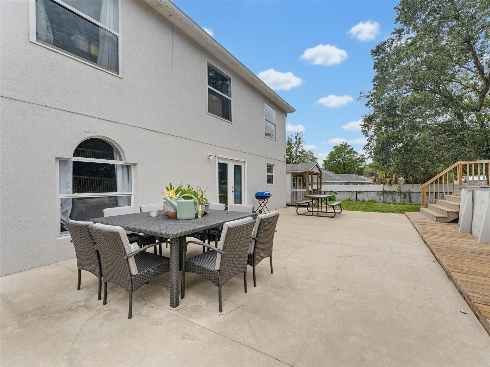ROYAL HIGHLANDS - Residential