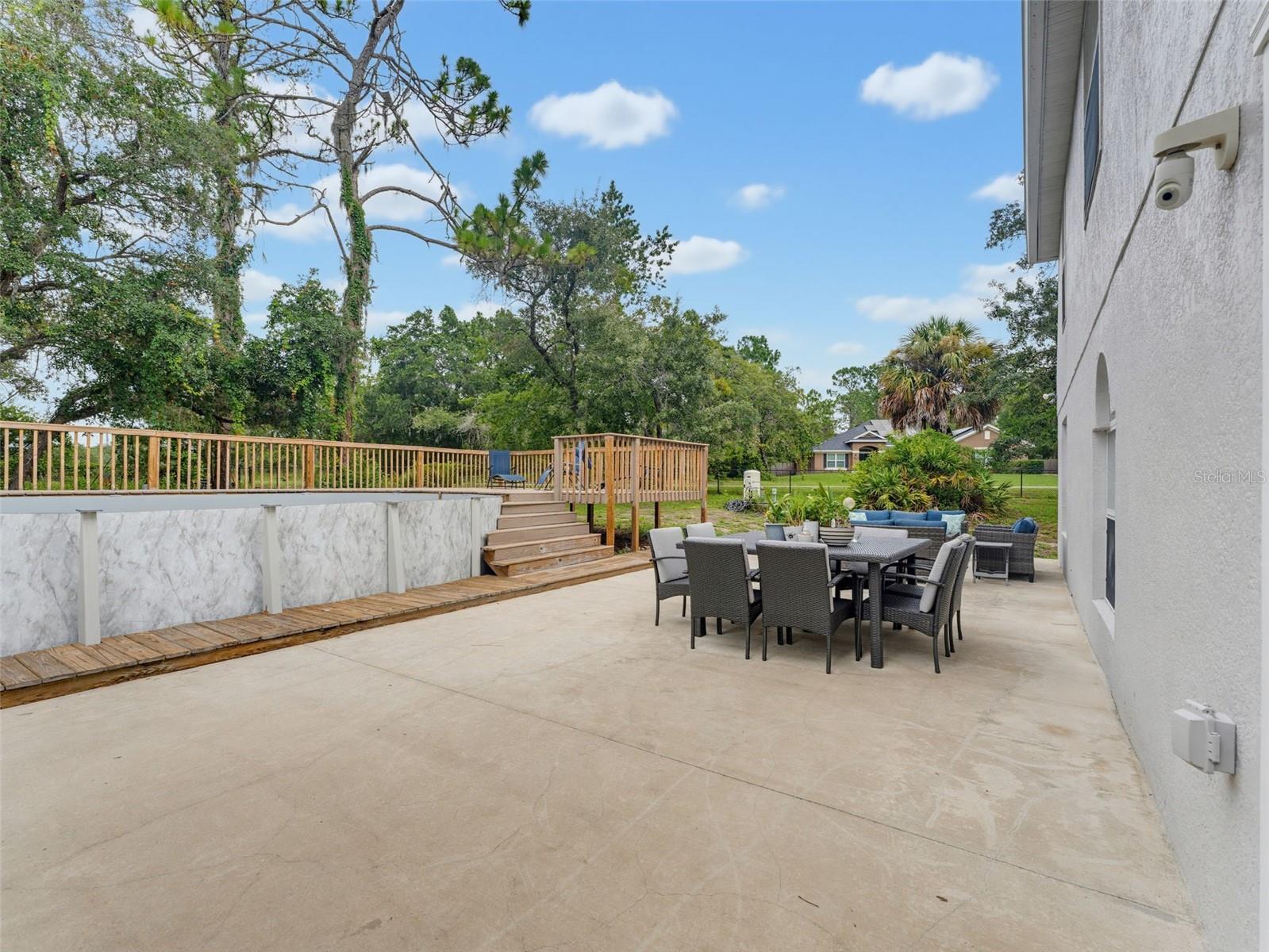 ROYAL HIGHLANDS - Residential